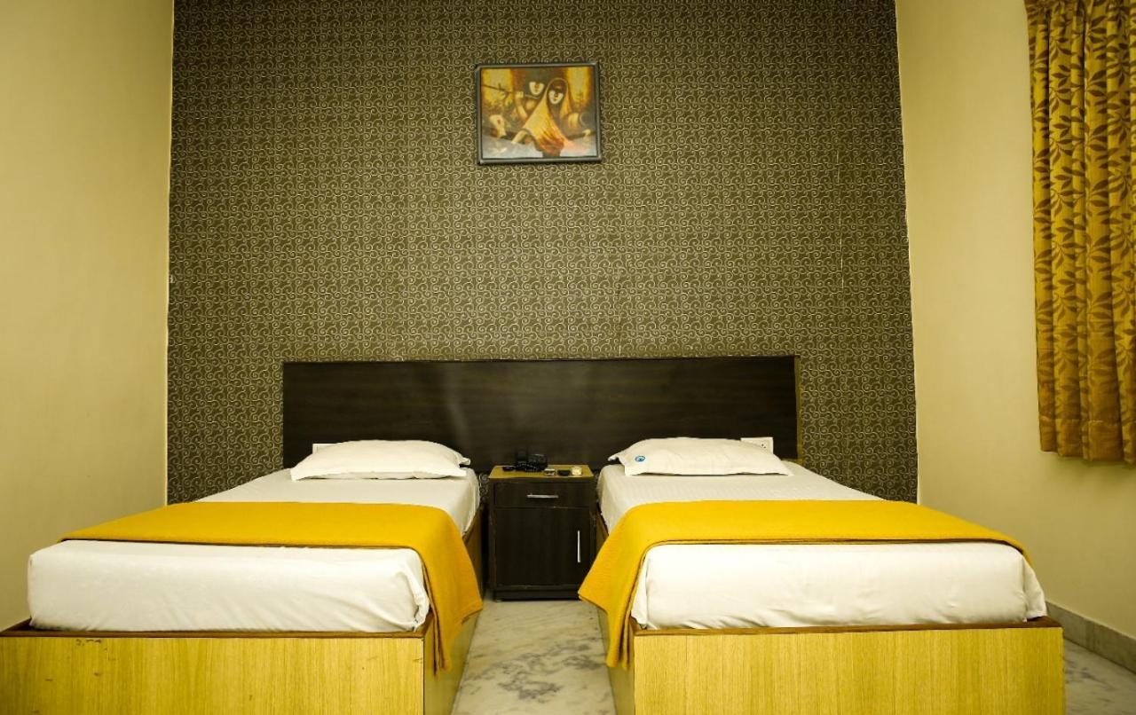 Hotel Arunachala Tiruvannāmalai Zewnętrze zdjęcie