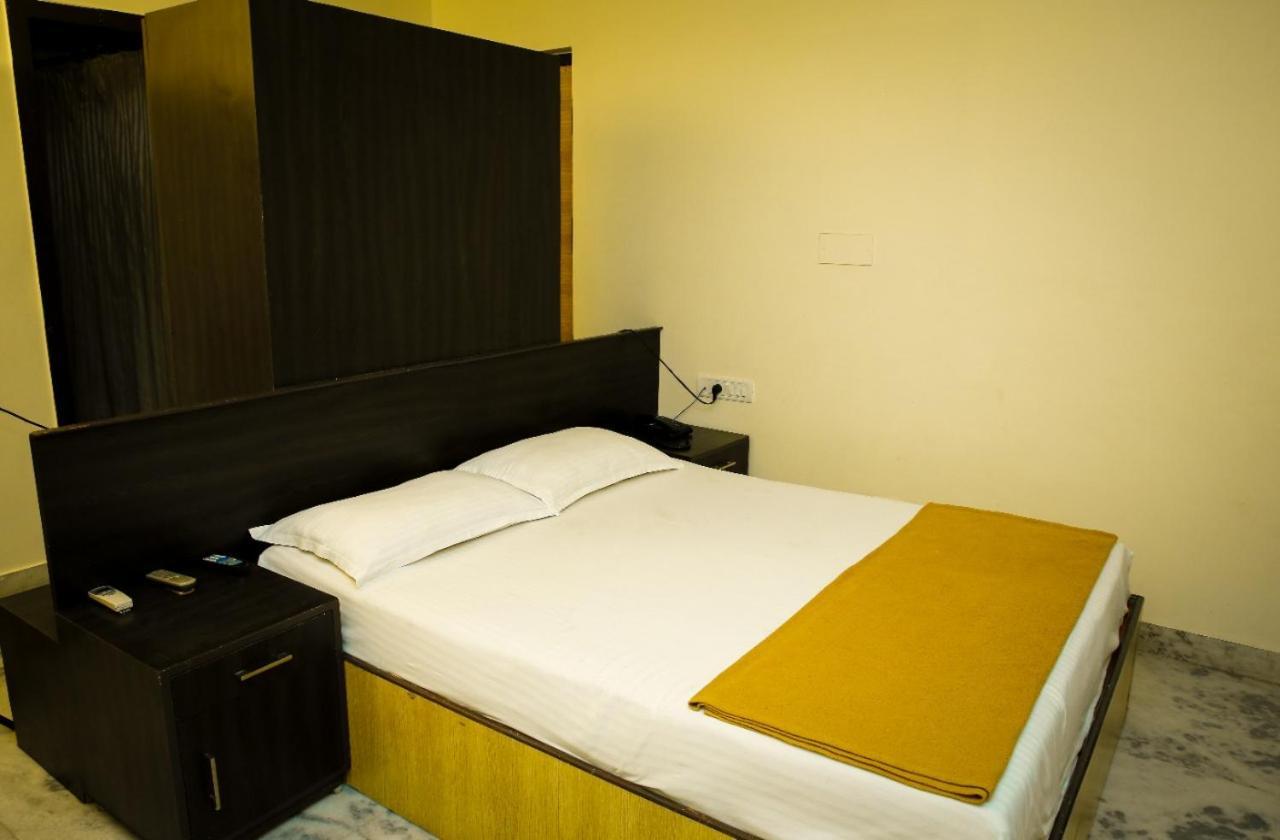 Hotel Arunachala Tiruvannāmalai Zewnętrze zdjęcie
