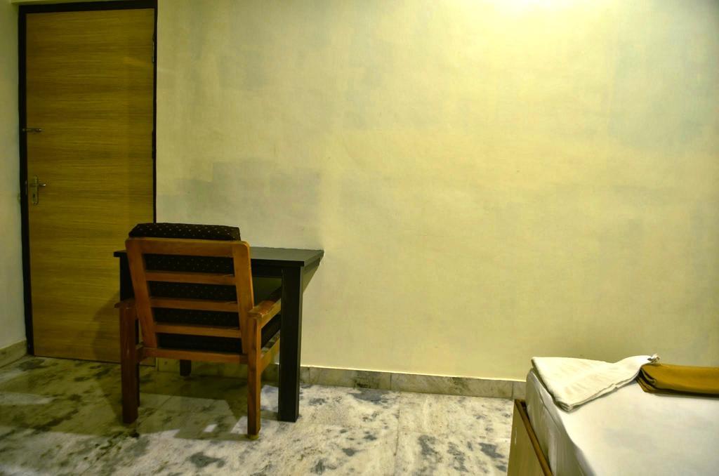 Hotel Arunachala Tiruvannāmalai Zewnętrze zdjęcie